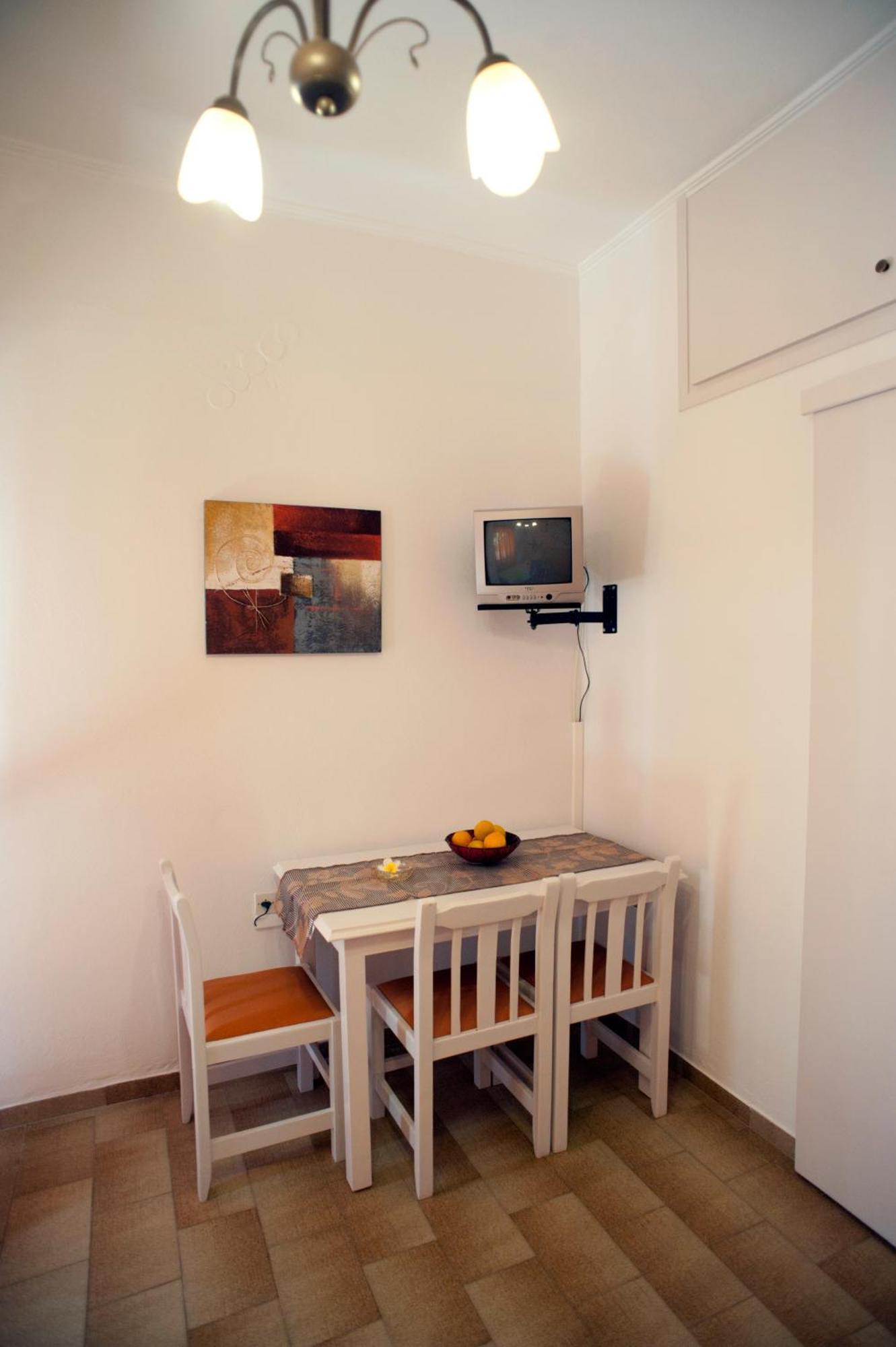 Nikolas Suites Като-Даратсо Номер фото