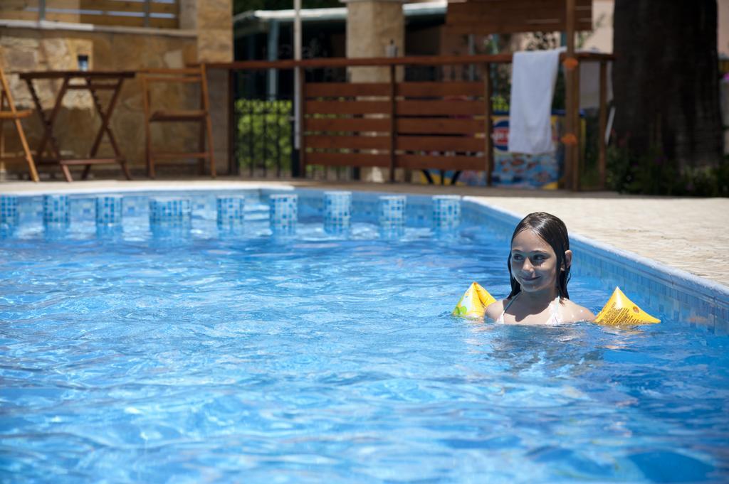 Nikolas Suites Като-Даратсо Экстерьер фото